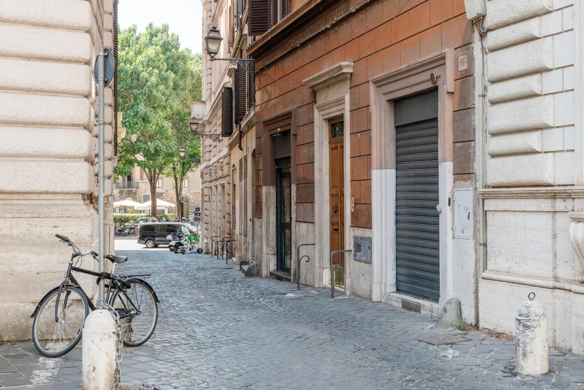 Beige Luxury * Roma